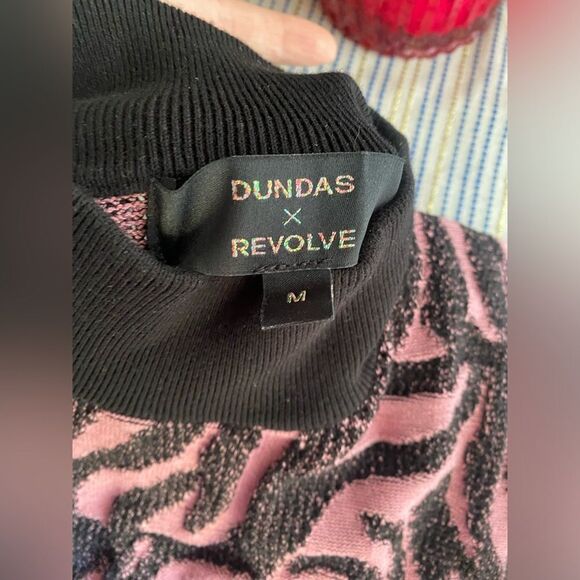 Dundas X Revolve Mini Sweater Knits Dress Womens  Sz M Black  And Pink Metallic - Picture 14 of 14